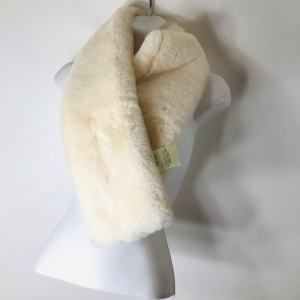 Faux fur wrap wedding ivory
